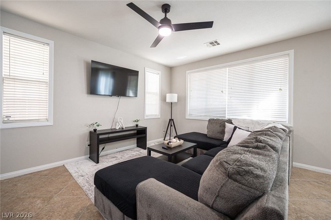 641 Solitude Point Ave - Photo 5 of 50