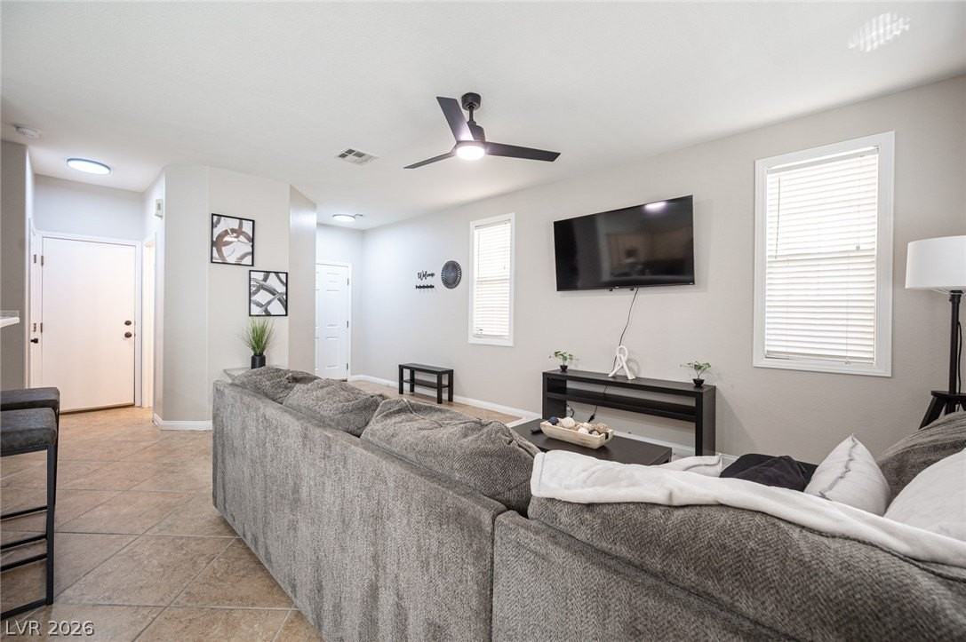 641 Solitude Point Ave - Photo 6 of 50