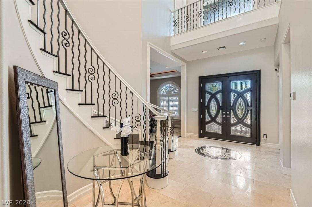 5367 Secluded Brook Ct - Photo 4 of 50