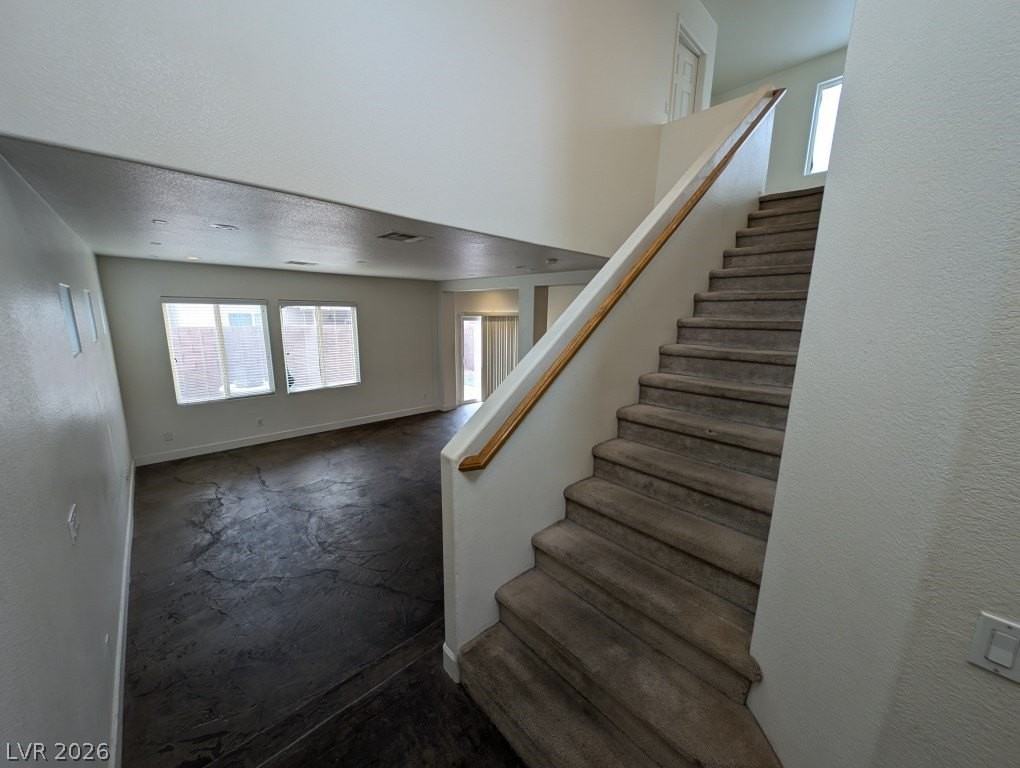 9735 Clifford Walk Ave - Photo 2 of 25