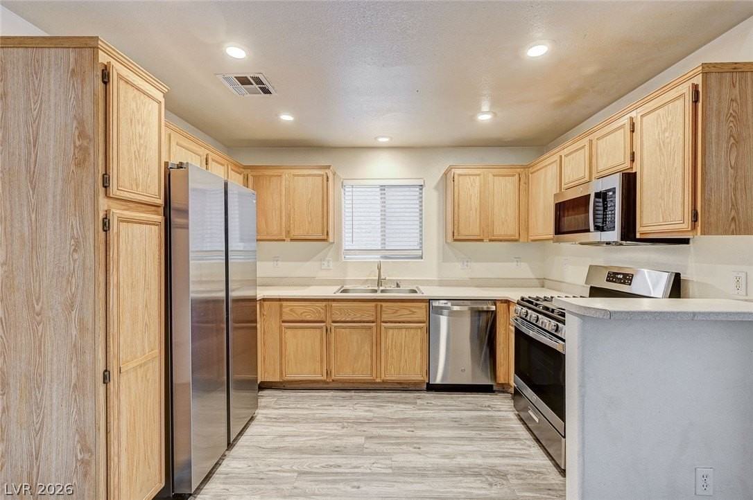 3672 Moonlit Beach Ave - Photo 7 of 26