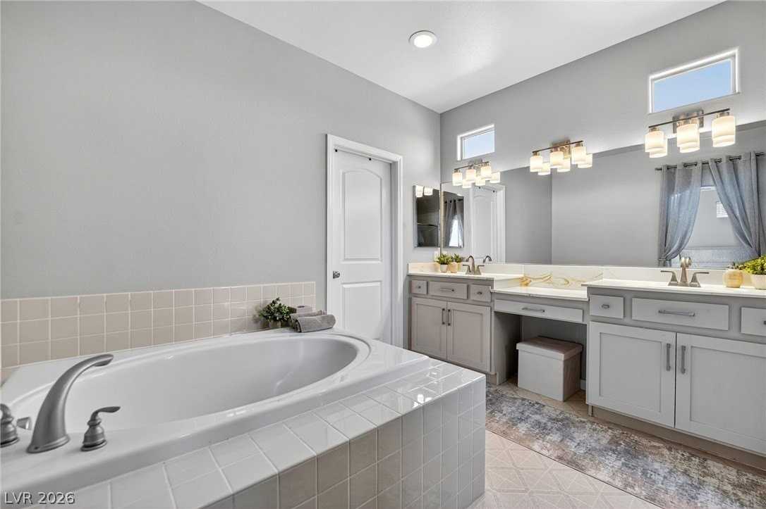 3932 Bagua Ct - Photo 4 of 46