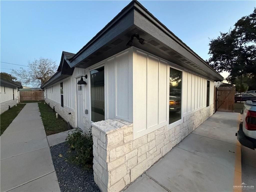 316 Casiano St Apt C #CD - Photo 4 of 17