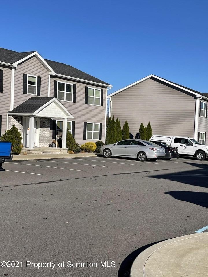 905 Ash St - Photo 6 of 7