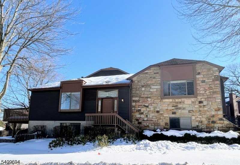 82 Fallen Timbers Trl - Photo 2 of 22