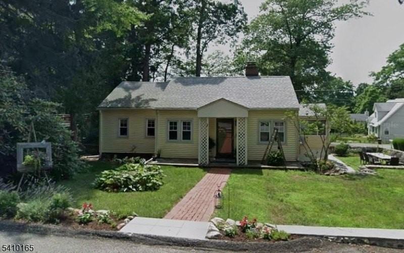 2 Maysenger Rd - Photo 2 of 28