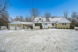 featured image of 68 Valley Rd