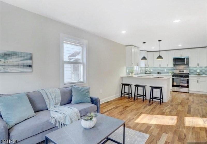 495 S Clinton St - Photo 4 of 15