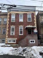 featured image of 553 N 9th St