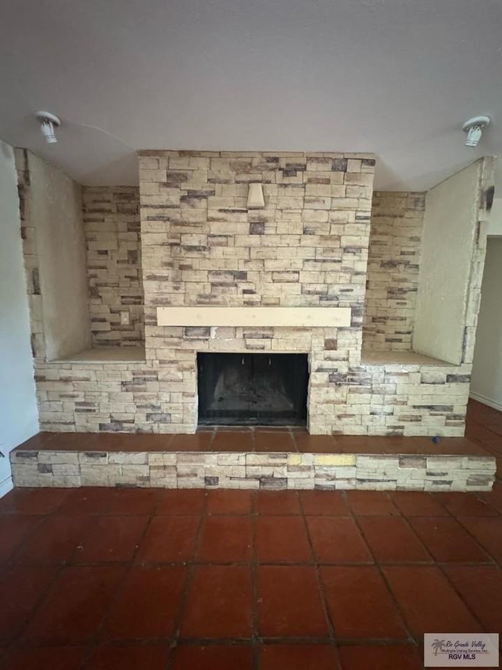 70 Pizarro Ave - Photo 6 of 34