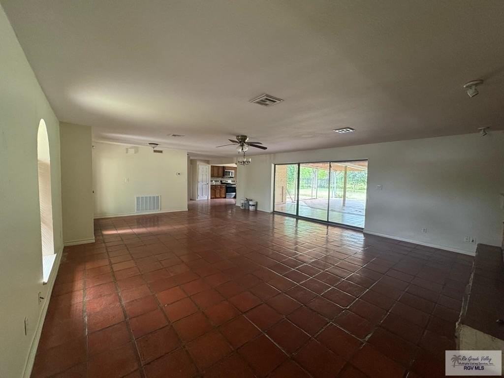 70 Pizarro Ave - Photo 7 of 34