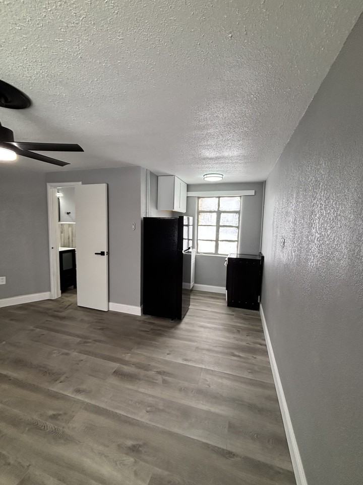 501 main street - Photo 7 of 50