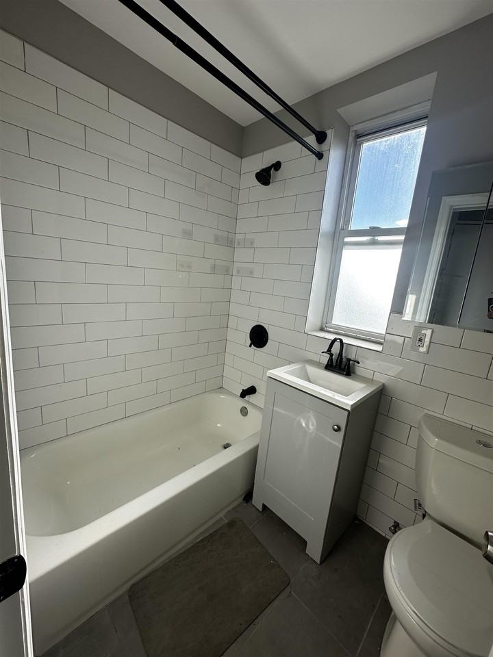 5517 Grant Pl #9 - Photo 6 of 7