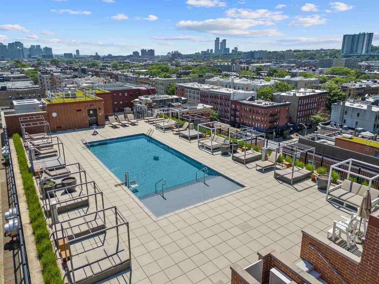 1400 Hudson St #410 - Photo 2 of 27