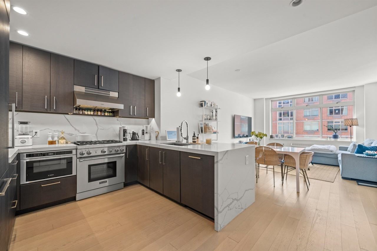 1400 Hudson St #410 - Photo 3 of 27