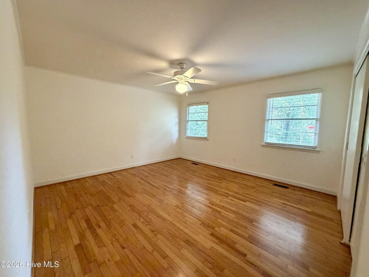 2830 Worth Dr - Photo 7 of 20