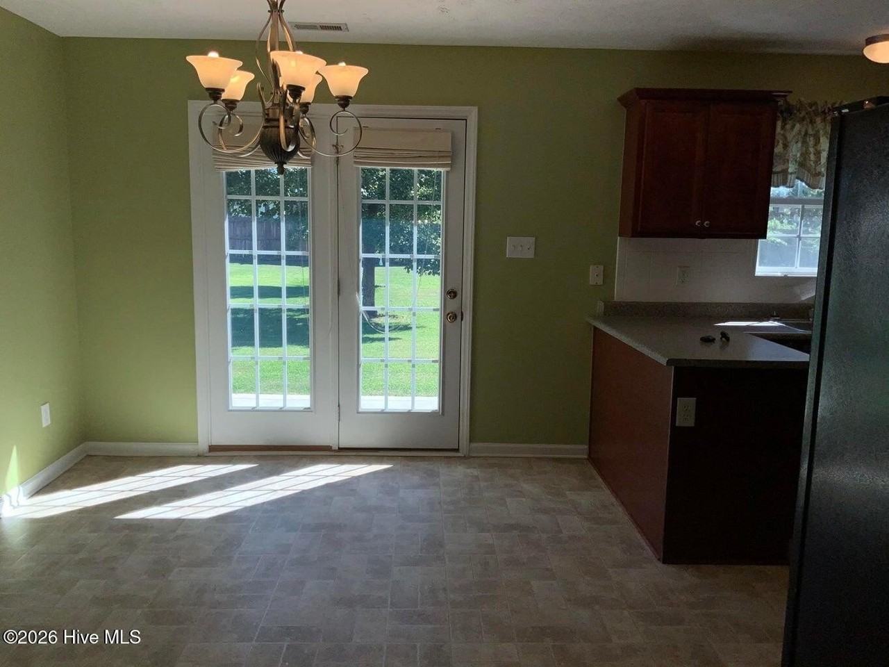 763 Americana Dr - Photo 7 of 14