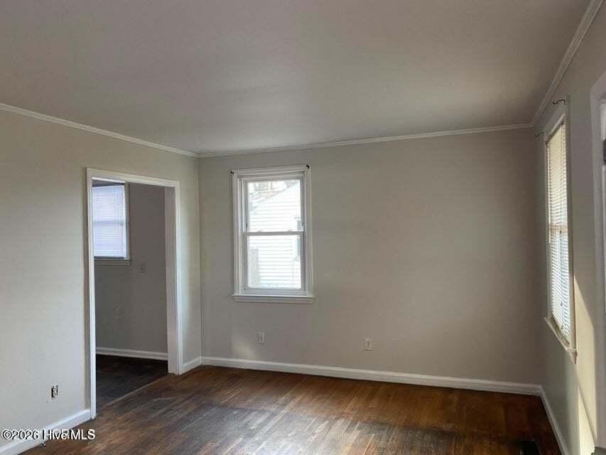 103 Banks St - Photo 3 of 7