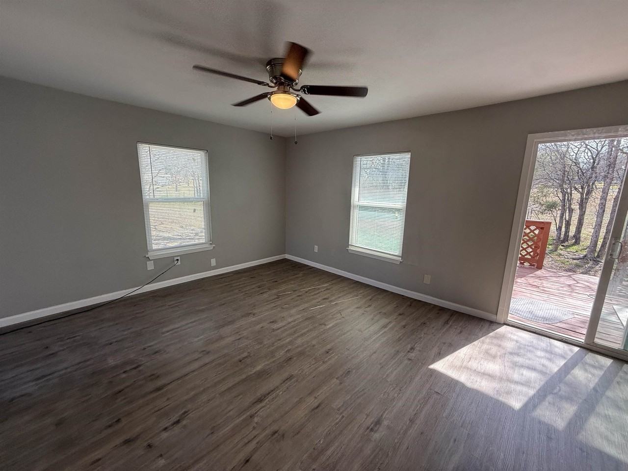 1534 Navajo Trl - Photo 4 of 9