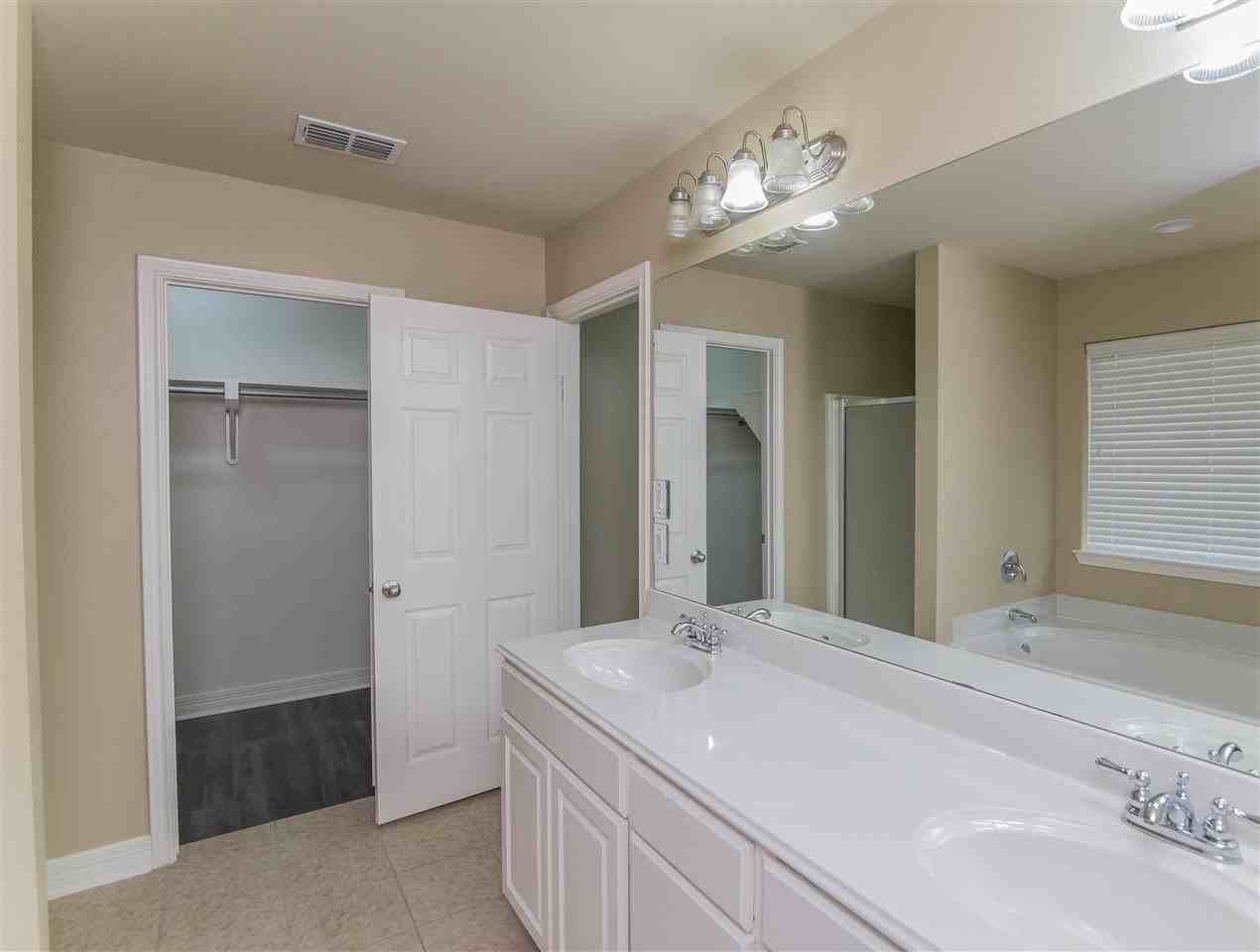 102 Canvasback Ln - Photo 7 of 17