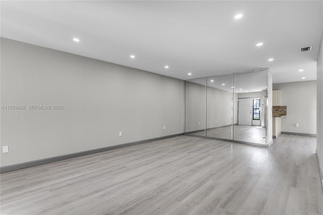 13755 Sw 23rd Ter #0 - Photo 6 of 39