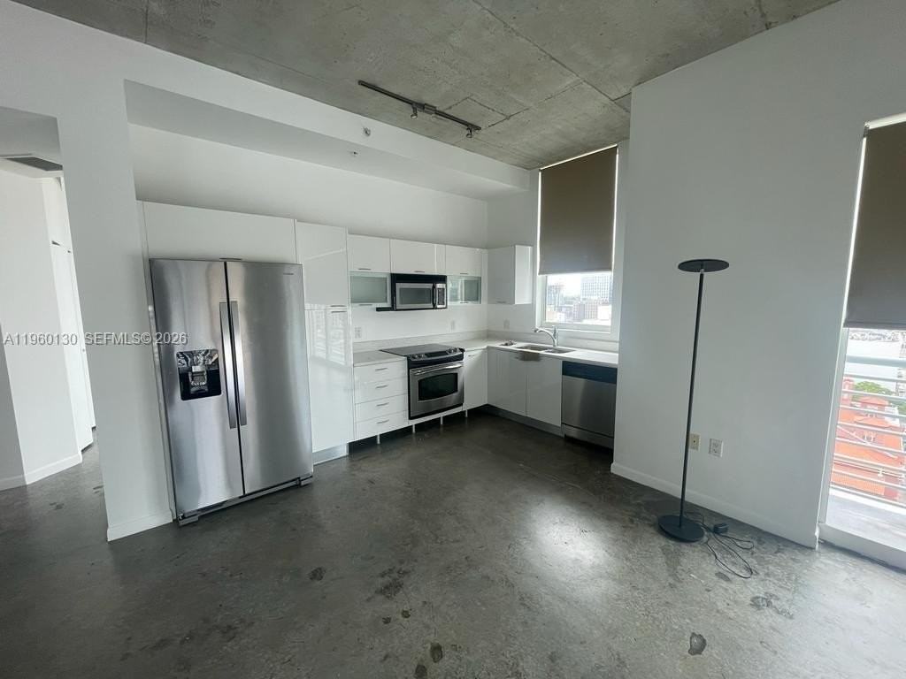 133 Ne 2nd Ave #1813 - Photo 4 of 7