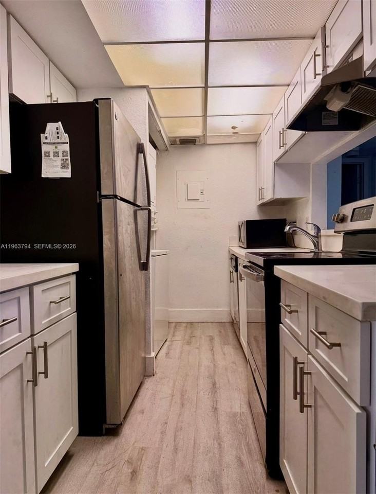 4535 Treehouse Ln #F - Photo 6 of 23