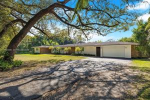 featured image of 10110 Sw 66th St