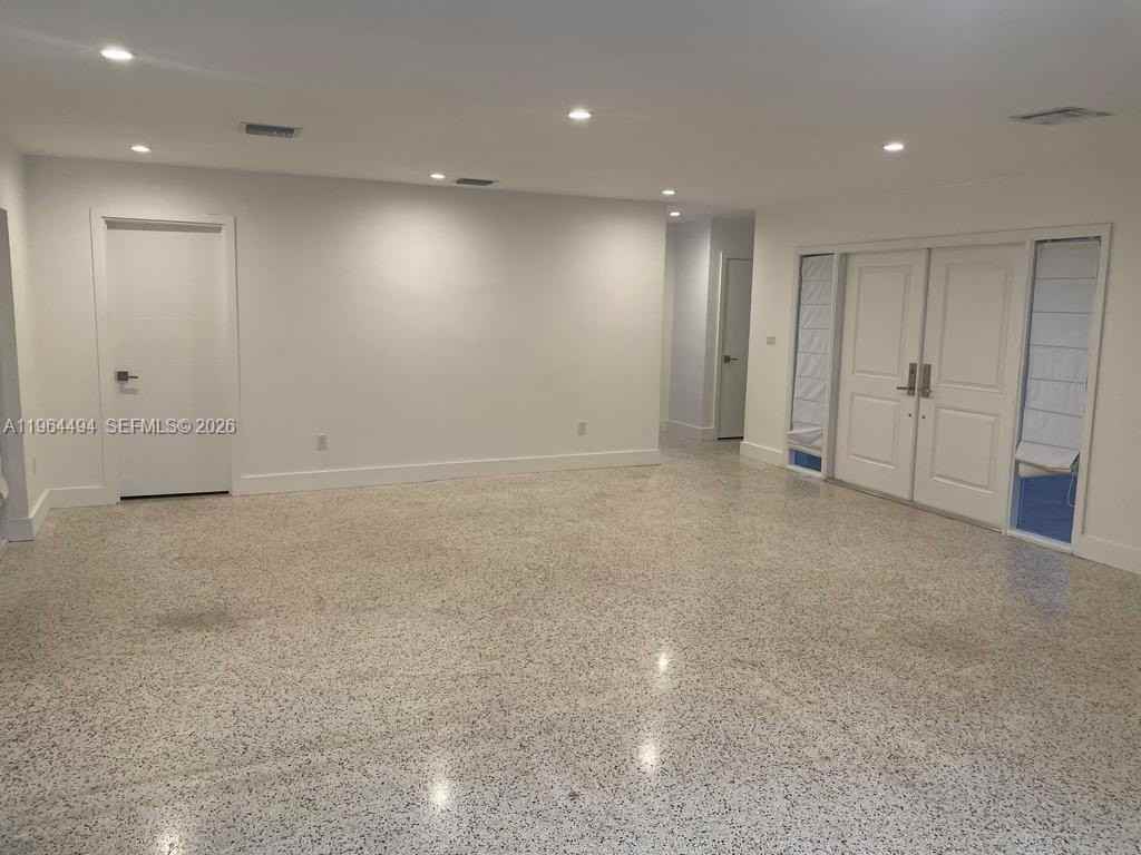 2837 Sw 126th Ave - Photo 5 of 16