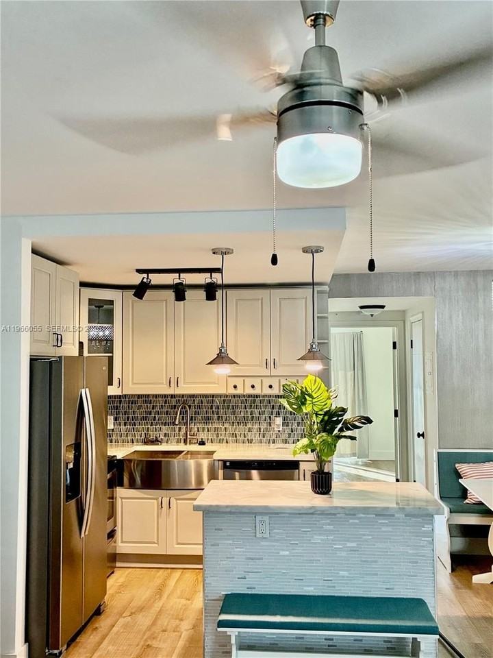 67 Harwood H #H - Photo 6 of 18