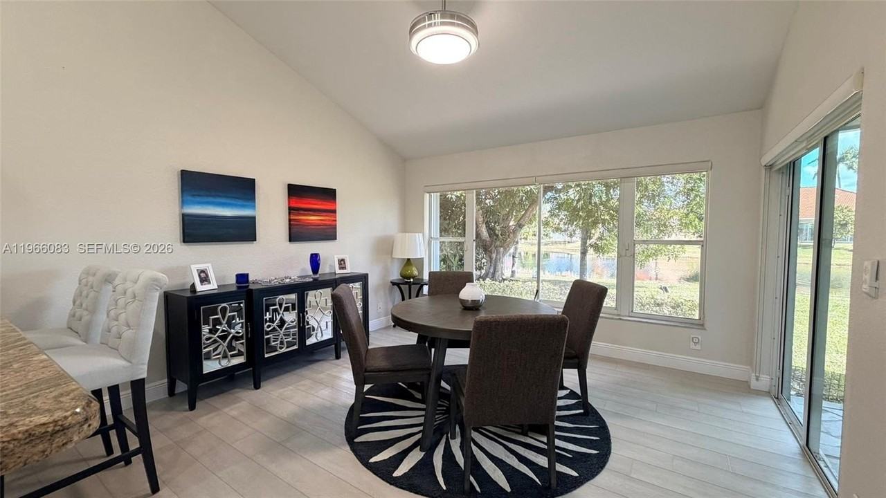 582 Spinnaker - Photo 7 of 20