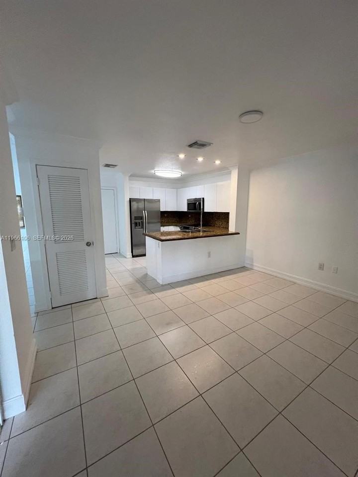 11320 Sw 245th St - Photo 7 of 21