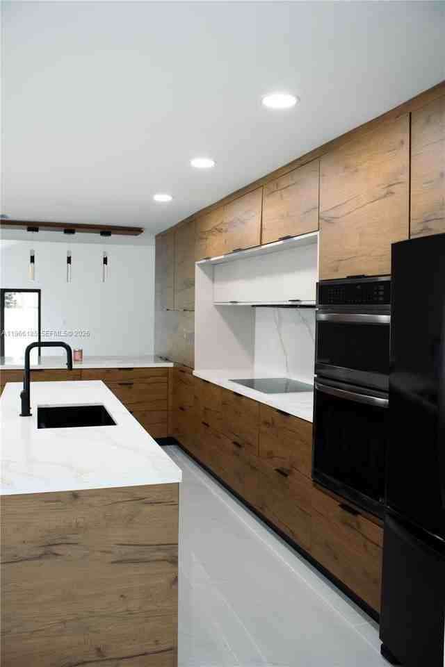 10433 Sw 118th Ct #0 - Photo 6 of 32