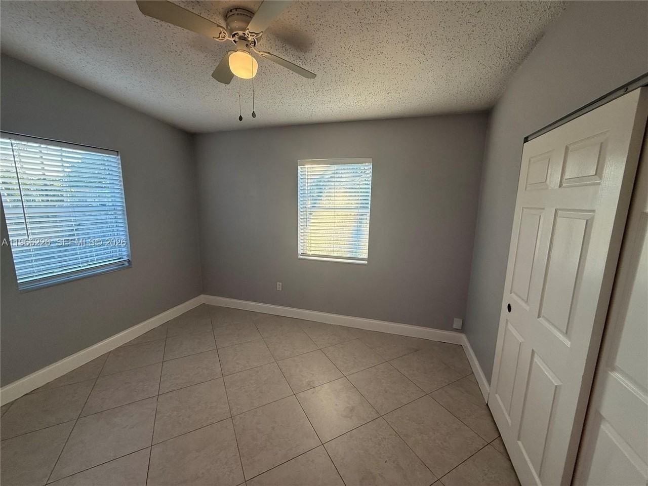 4120 Ne 12th Ter #NA - Photo 3 of 14