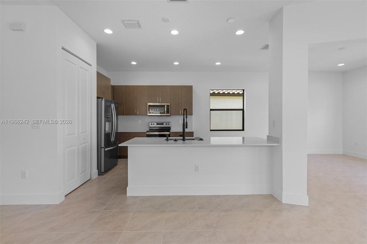 5693 Cassidy Ln #1 - Photo 6 of 37