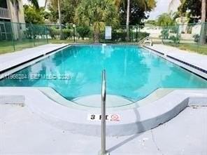 1500 Crescent Cir #A23 - Photo 3 of 11