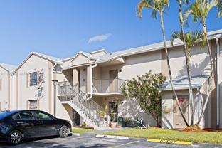 889 Hamilton Dr #889H - Photo 1 of 1