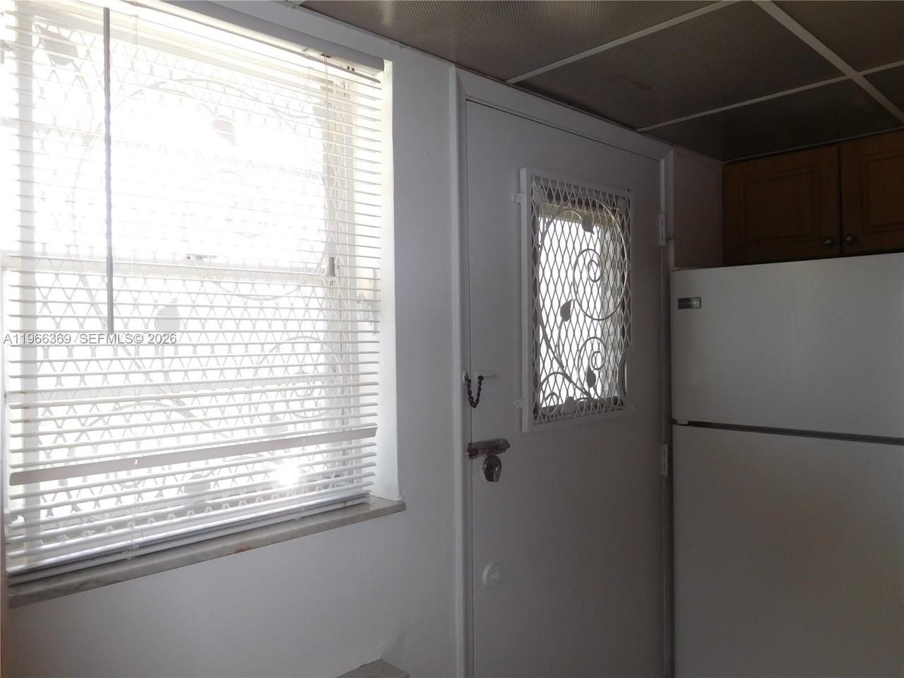 2810 Ne 201st Ter #G330 - Photo 5 of 11