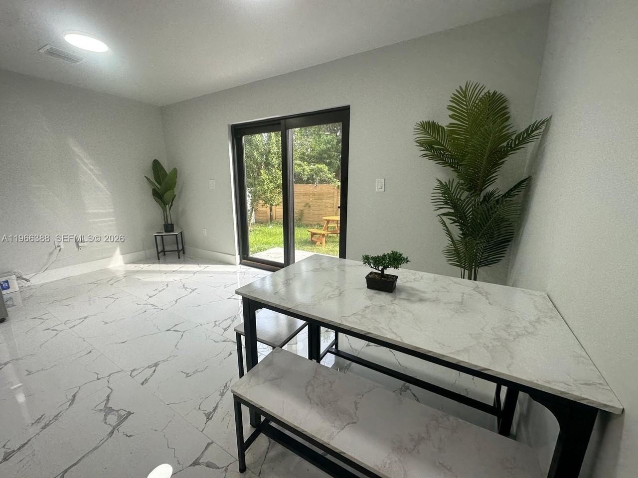 1074 Nw 61st St #B - Photo 5 of 15