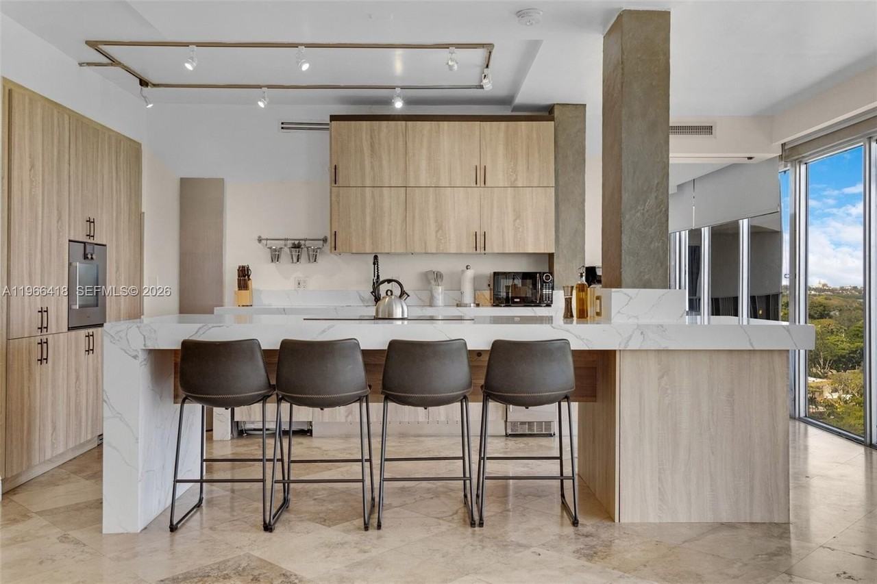 5781 Biscayne Blvd #PH3 - Photo 4 of 50