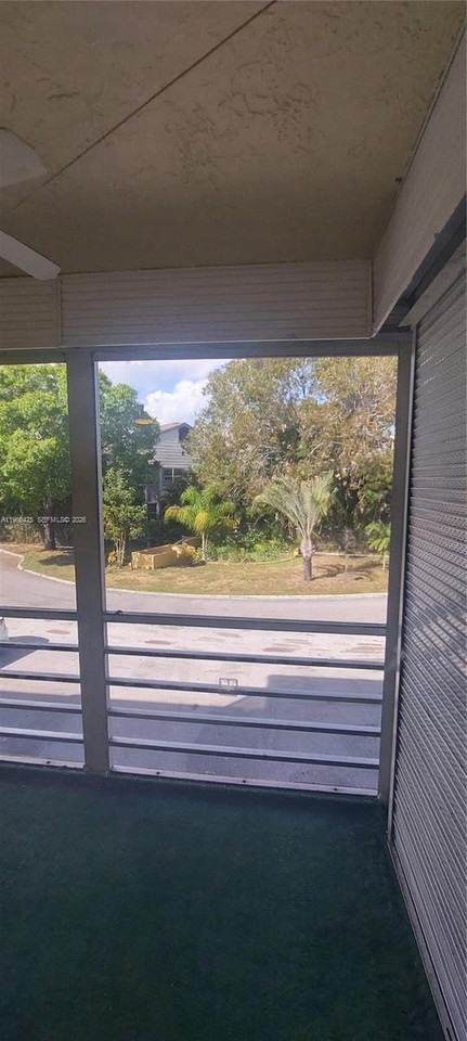 4334 Nw 9th Ave #9-2G - Photo 6 of 37