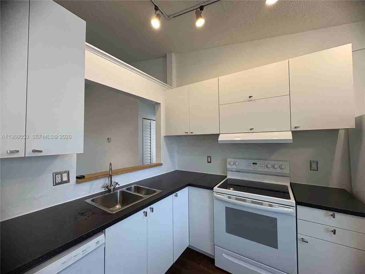 2491 Nw 56th Ave #4-17 - Photo 4 of 14