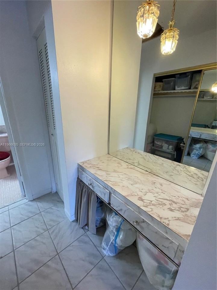 4881 Nw 22nd St #B7 - Photo 6 of 32