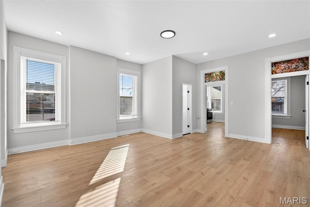 2223 Benton Ter - Photo 6 of 35