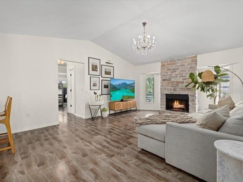 15650 Prairie Creek Blvd - Photo 7 of 45