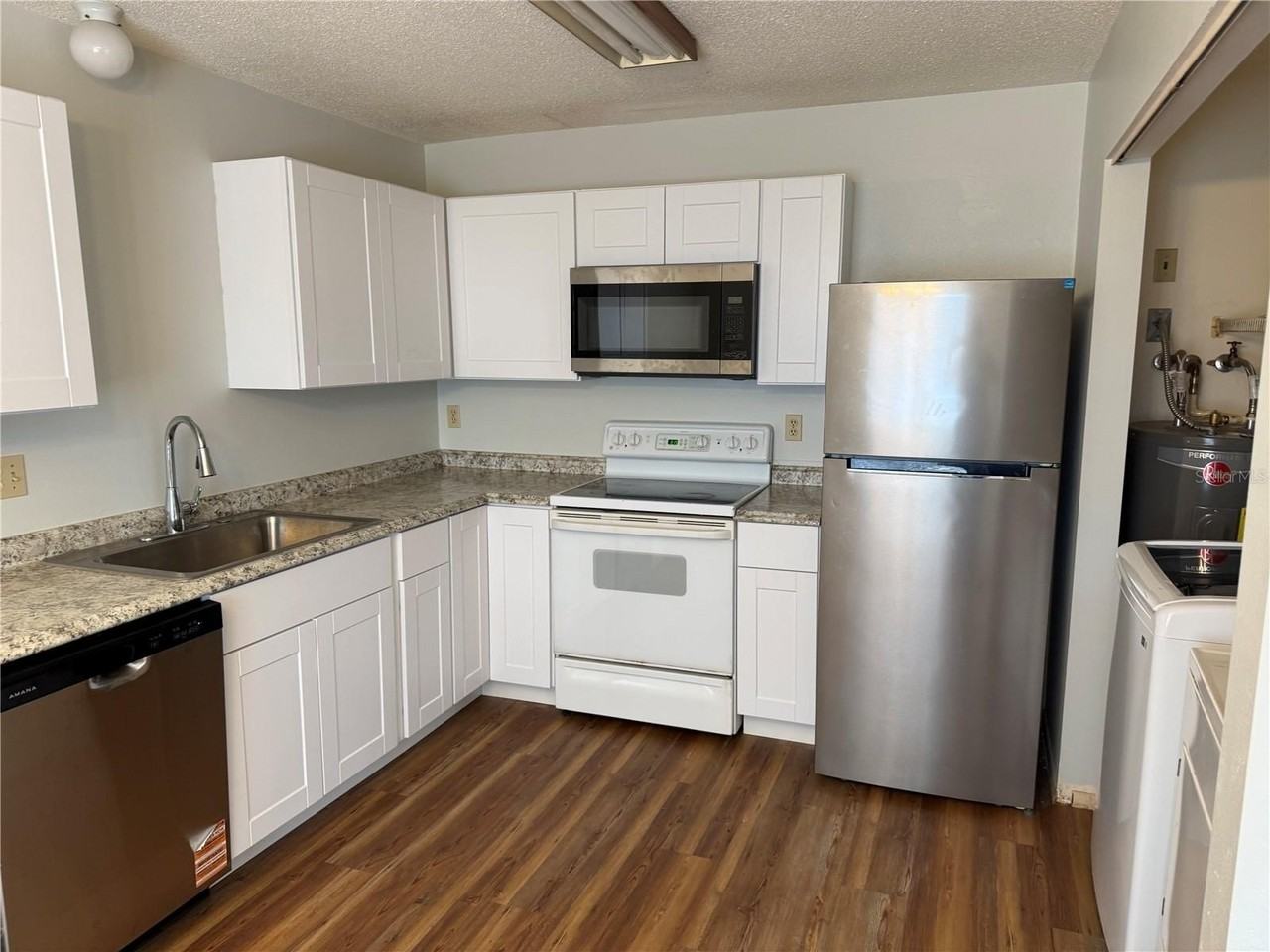 1780 Shadow Ln #5 - Photo 4 of 18