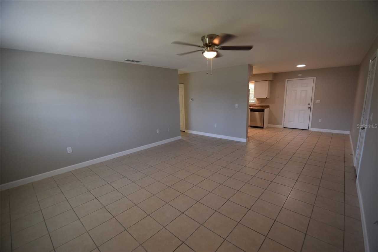 909 E Bella Vista St - Photo 7 of 14