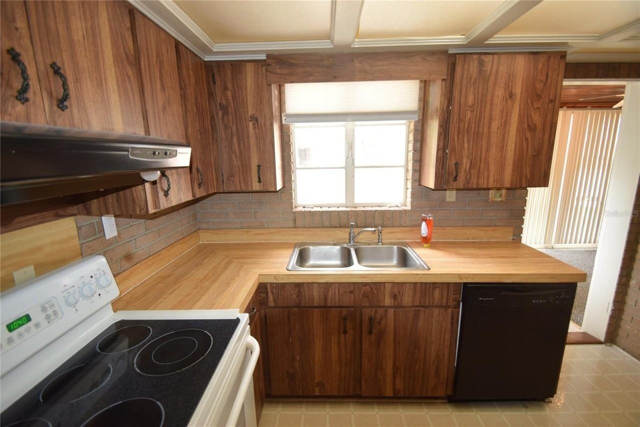 3115 Buckingham Ave - Photo 5 of 26