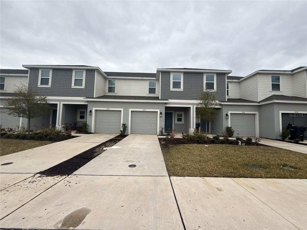 3714 Sepia St - Photo 3 of 48