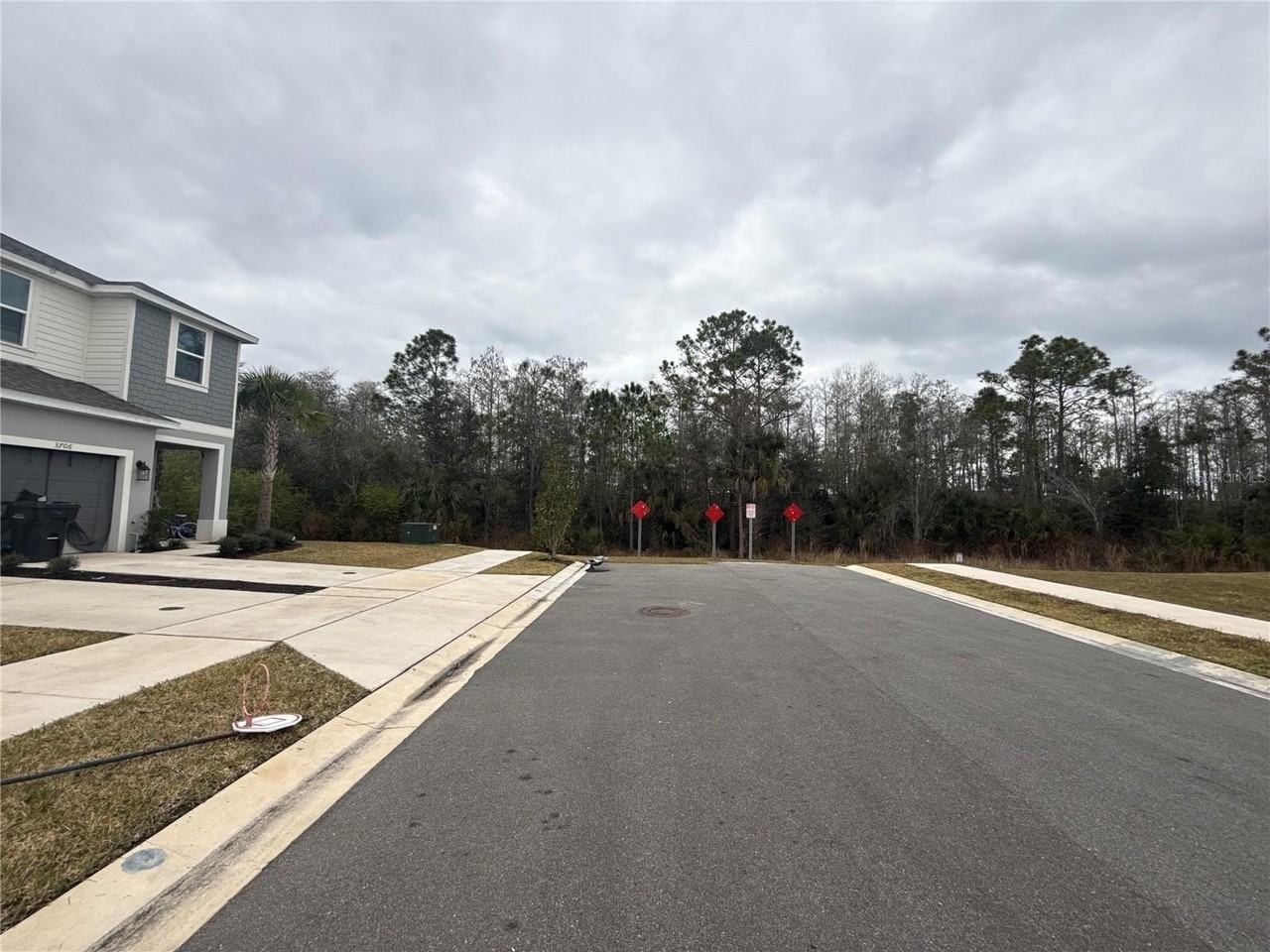 3714 Sepia St - Photo 5 of 48